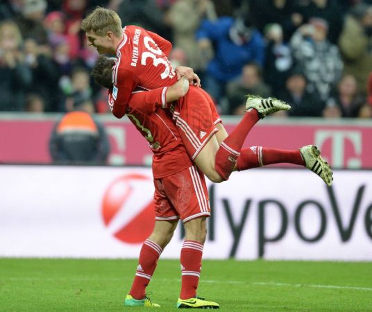 拜仁慕尼黑提前锁定半程冠军,德甲统治力尽显无疑    拜仁慕尼黑提前锁定半程冠军,德甲统治力尽显无疑